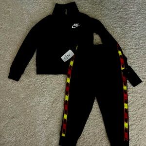 New with tags Nike track suit - 2T